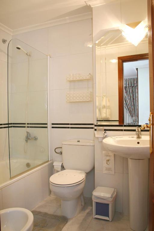Hotel Pousada Vicente Risco Кастро Калделас Екстериор снимка